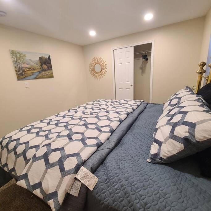 Вілла Entire Huge Basement! Fast Wifi! Private Entrance! Солт-Лейк-Сіті Екстер'єр фото